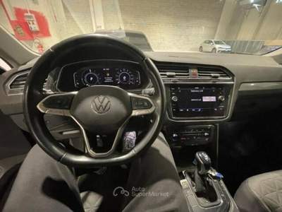 Volkswagen Tiguan eHYBRID DSG Life Grigio usata Altamura