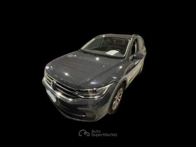 Volkswagen Tiguan eHYBRID DSG Life Grigio usata Altamura