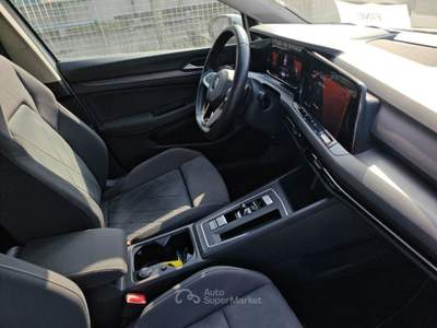 Volkswagen Golf Variant 2.0 TDI 115CV DSG Style Bianco usata Altamura