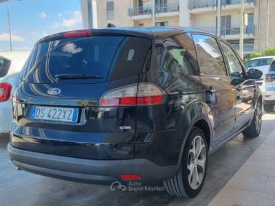 Ford S-Max 2.0 AUT. TDCi 140CV 6tr. Titanium DPF Nero usata Altamura