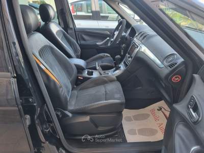 Ford S-Max 2.0 AUT. TDCi 140CV 6tr. Titanium DPF Nero usata Altamura