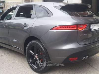 Jaguar F-Pace F-Pace 2015 2.0d R-Sport awd 180cv auto  Motore Nuovo Km 50000 usata MONCALIERI