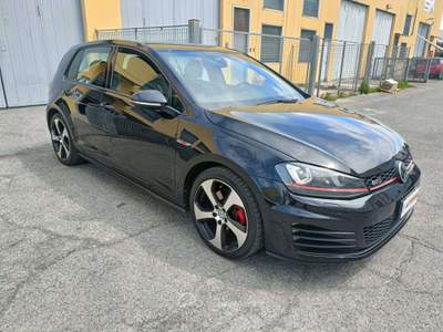 Volkswagen Golf 5p 2.0 tsi Gti dsg Nero usata Cassina de' Pecchi