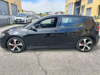 Volkswagen Golf 5p 2.0 tsi Gti dsg Nero usata Cassina de' Pecchi