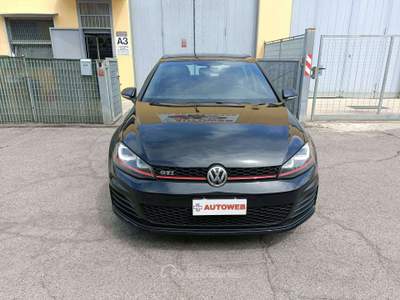 Volkswagen Golf 5p 2.0 tsi Gti dsg Nero usata Cassina de' Pecchi