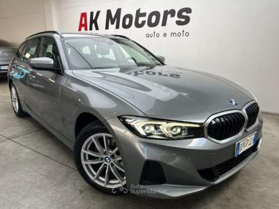 BMW Serie 3 318i 318 i Touring Grigio usata Parma