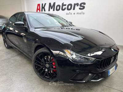 Maserati Ghibli L4 330 CV MHEV Gransport Nero usata Parma