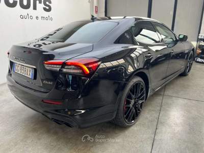 Maserati Ghibli L4 330 CV MHEV Gransport Nero usata Parma