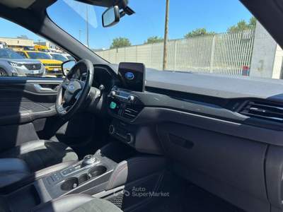 Ford Kuga EcoBlue 120 CV ST-Line Bianco usata Monopoli