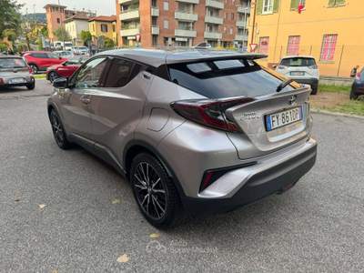 Toyota C-HR 1.8h Lounge 2wd e-cvt my18 TAGLIANDI TOYOTA-GARANZIA TOYOTA-PARK AUTOMATICO-CARPLAY Grigio usata Erba
