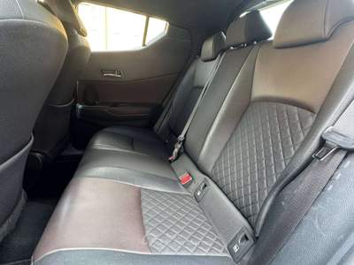 Toyota C-HR 1.8h Lounge 2wd e-cvt my18 TAGLIANDI TOYOTA-GARANZIA TOYOTA-PARK AUTOMATICO-CARPLAY Grigio usata Erba