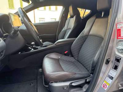 Toyota C-HR 1.8h Lounge 2wd e-cvt my18 TAGLIANDI TOYOTA-GARANZIA TOYOTA-PARK AUTOMATICO-CARPLAY Grigio usata Erba
