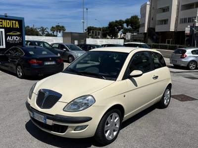 Lancia Ypsilon OTTIME CONDIZIONI Beige usata Monopoli