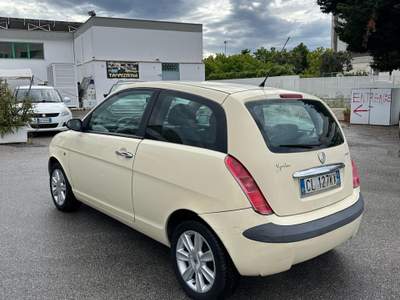 Lancia Ypsilon OTTIME CONDIZIONI Beige usata Monopoli