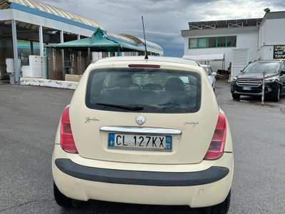 Lancia Ypsilon OTTIME CONDIZIONI Beige usata Monopoli