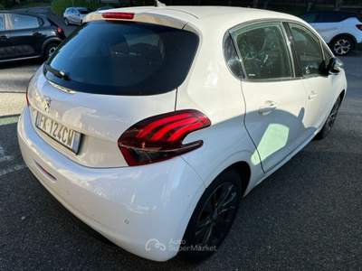 Peugeot 208 208 HDI Appena fatto distribuzsione Bianco usata Castelnovo ne' Monti
