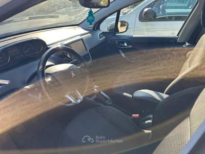 Peugeot 208 208 HDI Appena fatto distribuzsione Bianco usata Castelnovo ne' Monti