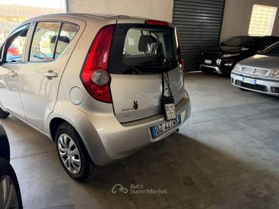Opel Agila Auto è bellissima usata Novara