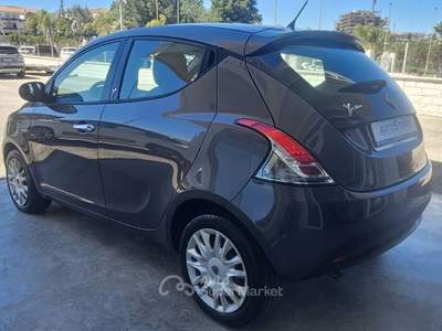 Lancia Ypsilon 1.3 mjt Gold s&s 95cv Bronzo usata Vittoria