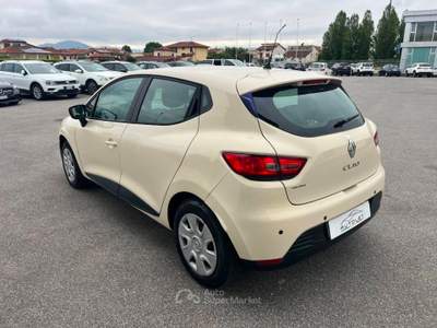 Renault Clio 1.2 Live Gpl 75cv Beige usata Agliana