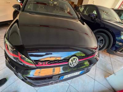 Volkswagen Golf 2.0 tsi Gti Performance 245cv dsg Nero usata VOBARNO