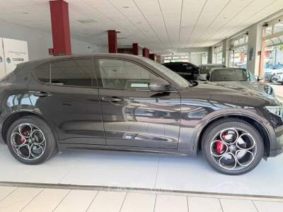 Alfa Romeo Stelvio 2.2 t Veloce Q4 210cv auto Nero usata Ponte San Nicolò