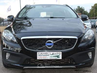 Volvo V40 Cross Country Condizioni ottime Nero usata Pisticci