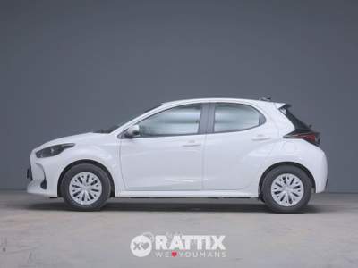 Toyota Yaris yaris 1.5h active Bianco usata Barzago