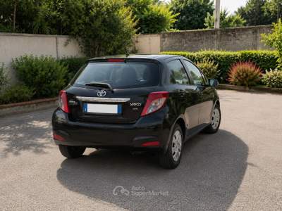 Toyota Yaris Ottime condizioni dentro e fuori. Nero usata San Giorgio A Cremano