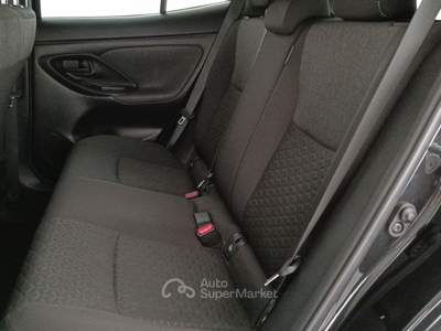 Toyota Yaris Cross  1.5h trend awd-i 116cv e-cvt Grigio usata Rivoli