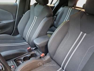 Opel Corsa Corsa 1.2 hybrid 100cv dct6 gs Bianco usata Varese