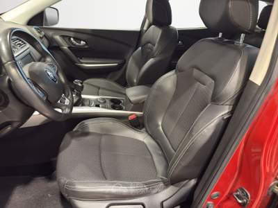 Renault Kadjar  1.6 dci energy zen 4x4 130cv Rosso usata Firenze