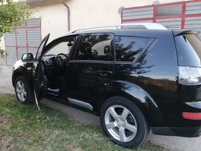 Mitsubishi Outlander Mitsubishi Outlander (Motore derivazione Audi) Nero usata Sant'Angelo dei Lombardi