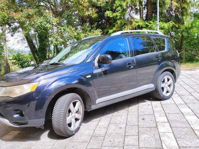 Mitsubishi Outlander Mitsubishi Outlander (Motore derivazione Audi) Nero usata Sant'Angelo dei Lombardi
