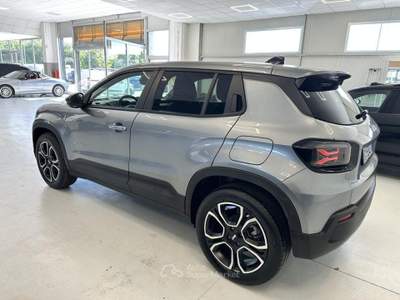 Jeep Avenger 1.2 Turbo Summit FWD Grigio usata Moncalieri