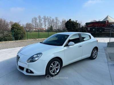 Alfa Romeo Giulietta 1.6 JTDm-2 105 CV Distinctive Bianco usata Saluzzo