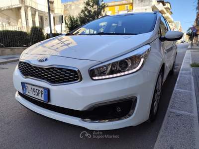 Kia Ceed cee'd 1.6 CRDi 110CV SW Active Bianco usata CORATO