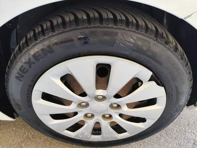 Kia Ceed cee'd 1.6 CRDi 110CV SW Active Bianco usata CORATO