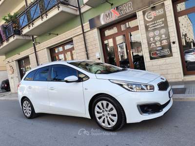 Kia Ceed cee'd 1.6 CRDi 110CV SW Active Bianco usata CORATO