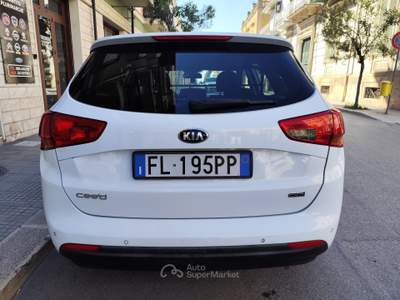 Kia Ceed cee'd 1.6 CRDi 110CV SW Active Bianco usata CORATO