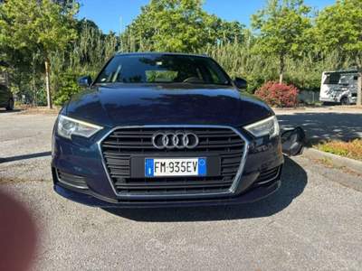 Audi A3 SPB 1.4 TFSI S tronic g-tron Design Blu/Azzurro usata Senigallia