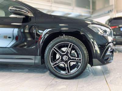 Mercedes-Benz GLA AMG line Extra KM ZERO!! Nero usata Sesto San Giovanni