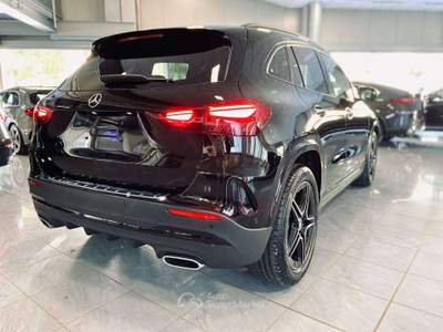 Mercedes-Benz GLA AMG line Extra KM ZERO!! Nero usata Sesto San Giovanni