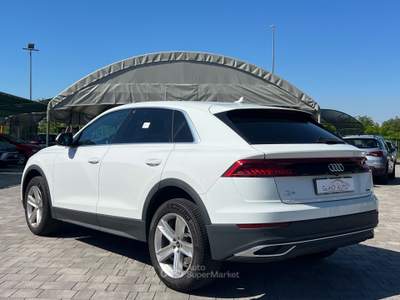 Audi Q8 286 CV quattro tiptronic Sport Bianco usata Manzano