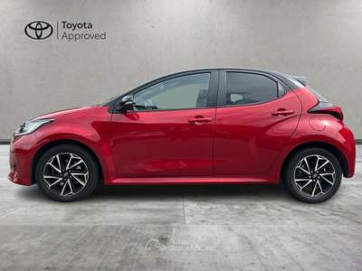 Toyota Yaris Hybrid Style MY22 Rosso usata Civate