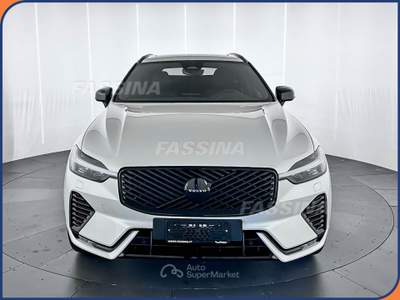 Volvo XC60 XC60 B5 AWD Plus Black Edition Bianco usata Milano