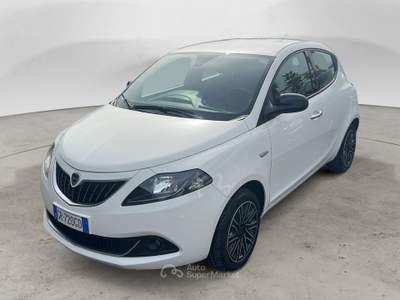 Lancia Ypsilon 1.0 FireFly 70cv Hybrid Gold Bianco usata Palermo
