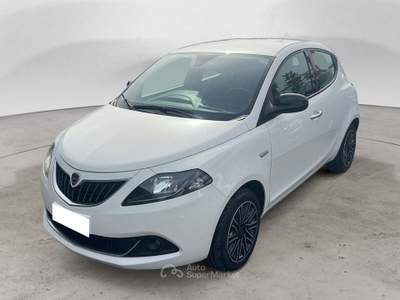 Lancia Ypsilon 1.0 FireFly 70cv Hybrid Gold Bianco usata Palermo