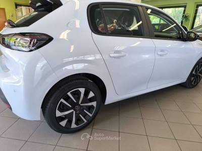 Peugeot 208 1.2  CATENA DI DISTRIBUZIONE - NO CINGHIA - STYLE  100 CV Bianco usata Calco