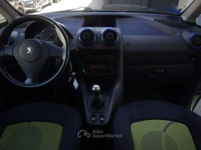 Peugeot 1007 PEUGEOT 1007 HD HAPPY 59KW DIESEL Verde usata Torino